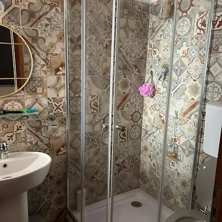 La Casa Di Pablo * 费拉拉